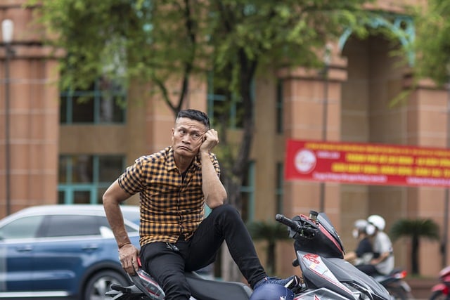 Headline: Experience the Thrill of Alta: Unforgettable Ride-Sharing with SaltLakeSkiTrain…