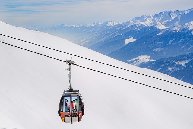 Slider’s Paradise: Unveiling the Unparalleled Charms of Ski Lift in…