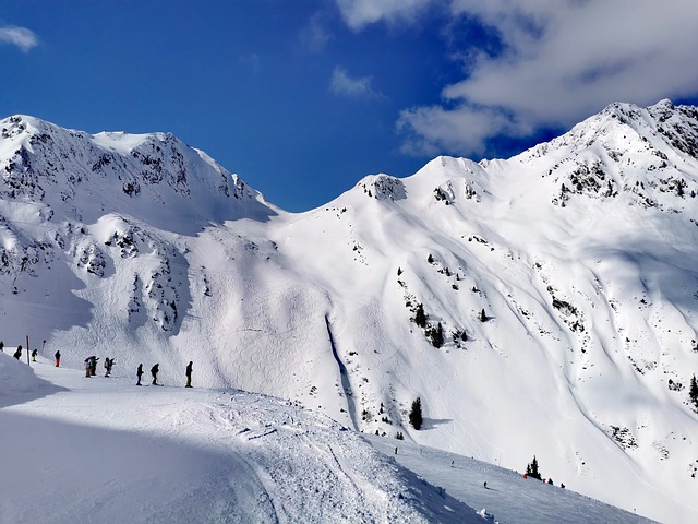 Discover Your Winter Wonderland at Snowbasin Resort with SaltLakeSkiTrain TL;DR:…