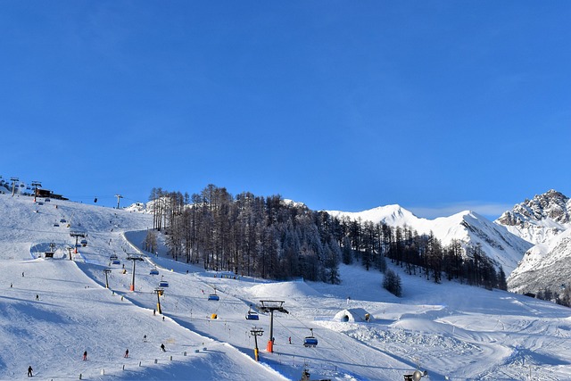 Brighton: Your Ultimate Ski Lift Destination with saltlakeskitrain.com TL;DR: Experience…